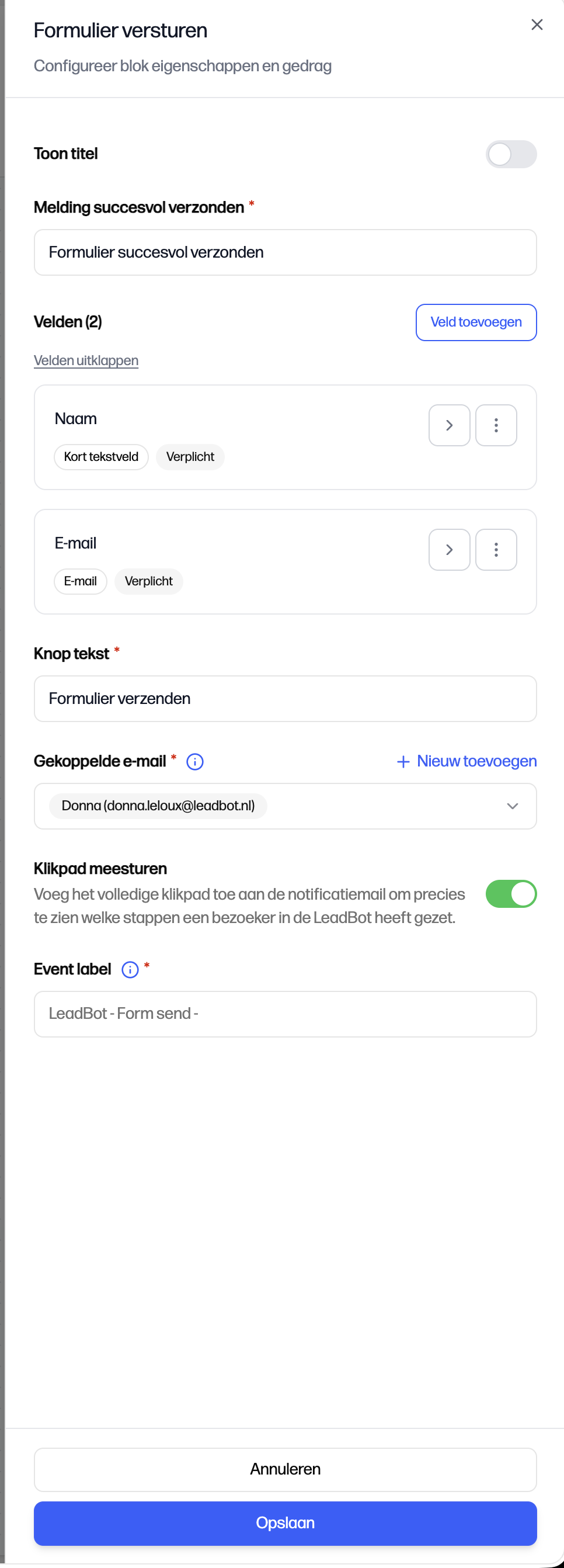 Het paneel Formulier versturen met de velden, Knop tekst, Gekoppelde e-mail en Klikpad meesturen